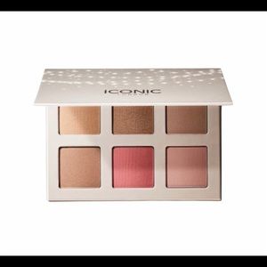 Iconic London | Blaze Chaser | Face Palette | Brand New